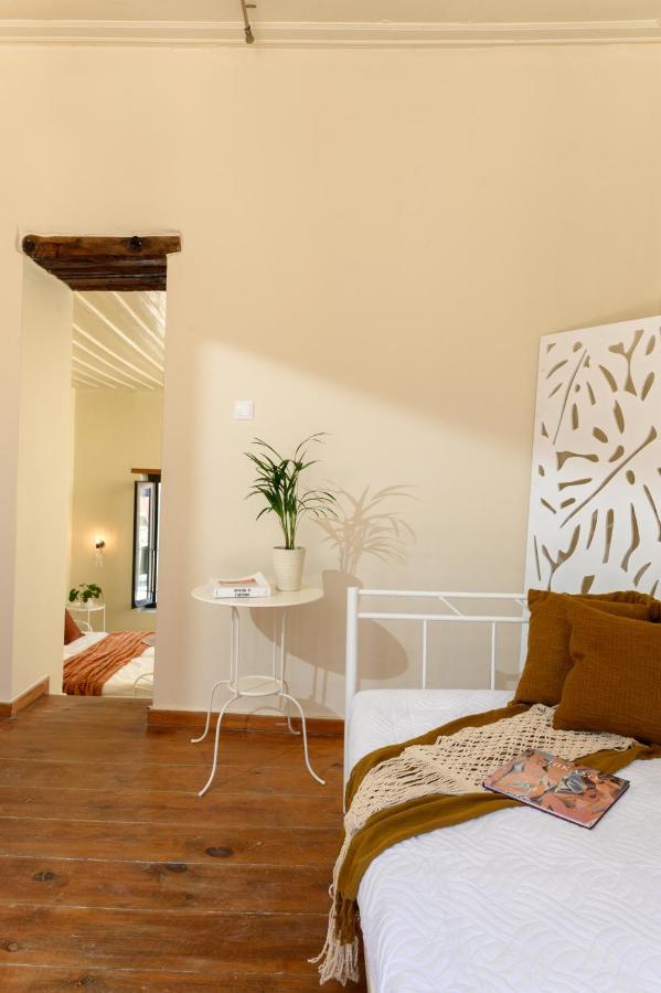 Monastery Apartment, A Unique House Chrissi Akti Chania Exterior foto
